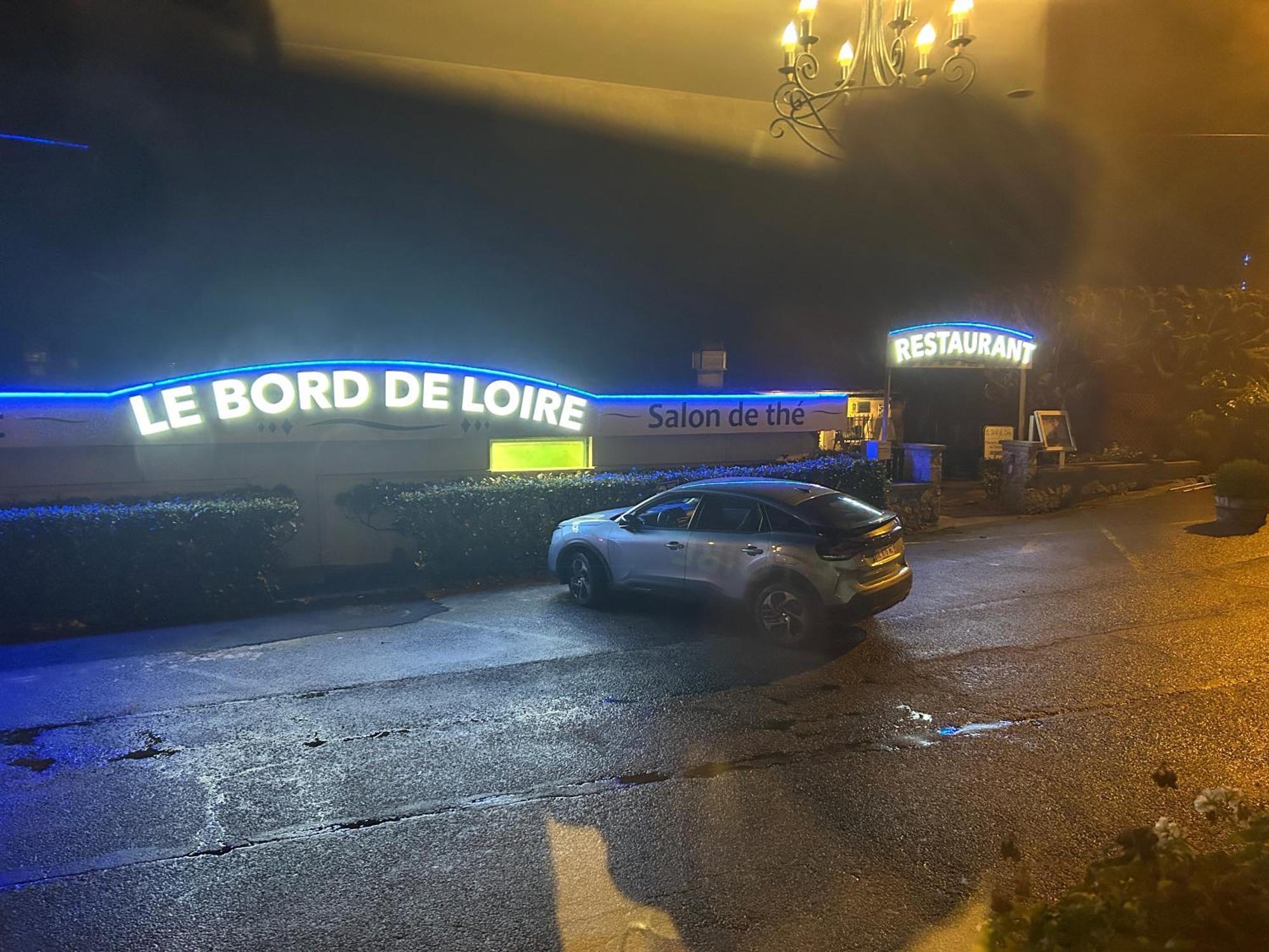 Hotel De La Loire Saint-Satur Exteriér fotografie