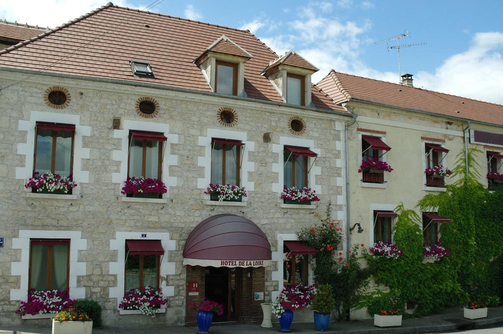 Hotel De La Loire Saint-Satur Exteriér fotografie